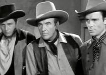 Jim Davis as Fred Denton, Preston Foster as Tom Denton and Kim Spalding as Matt Denton in Three Desperate Men (1951)