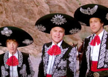 Martin Short as Ned Nederlander, Steve Martin as Lucky Day and Chevy Chase as Dusty Bottoms in Three Amigos! (1986)