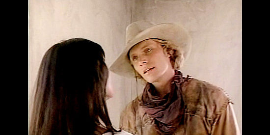 Tom Schanley as Pvt. Danny Cloud, explaining his plans for a future in Texas to Lucia in The Alamo, Thirteen Days to Glory (1987)
