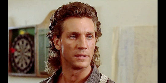 Eric Roberts as Maco Collogero, indifferent about vineyards but determined to avenge his father in Blood Red (1989)