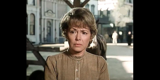 Barbara Rush as Betty Spence, wanting to settle in Coffeyville, but wondering if it's possible in The Last Day (1975)