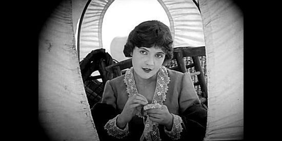 Lois Wilson as Molly Wingate in The Covered Wagon (1923)