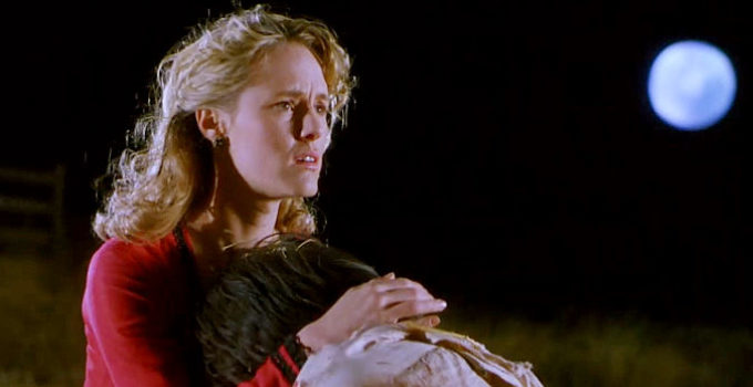 Mary Stuart Masterson as Jenny Hill in Mad at the Moon (1992)