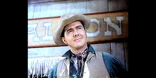 Rayford Barnes as Dan Macklin, one of the trio of brothers in Guns of Diablo (1964)