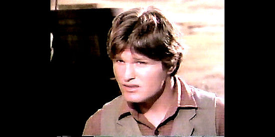 Roger Kern as David Beaton, determined to homestead land in Dakota Territory in Young Pioneers (1976)