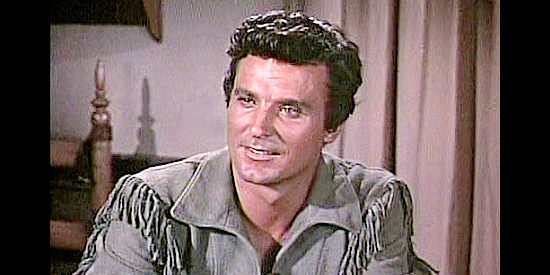Keith Larsen as Maj. Robert Rogers, wondering how Hunk managed to lose his uniform in Frontier Rangers (1959)