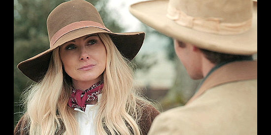 Vanessa Evigan as Leslie Allen, the woman who joins Billy and Kansas Red on their quest in The Desperate Riders (2022)