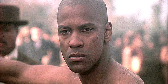 Denzel Washington as Silas Trip, about to endure another whipping, this one at the hands of the Army he's fighting for in Glory (1989)