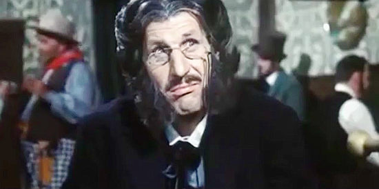 Ciccio Ingrassia as Ciccio La Pera, disguised as a professor of medicine in a trap in Two Sergeants of General Custer (1965)