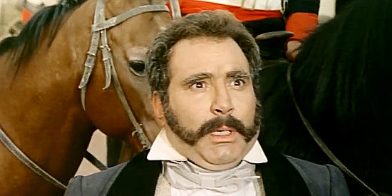 Mario Maranzana as the crooked Judge Ramirez, spotting a troubling development in The Two Nephews of Zorro (1969)