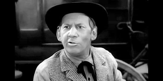 Fuzzy Knight as Porky Hodges, the man appointed to represent the Abilene Kid at his trial in Rimfire (1949)