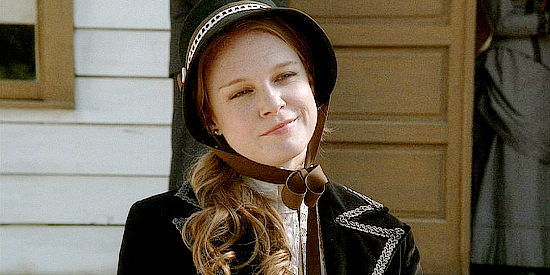 Erin Cottrell as Missie LaHaye, setting eyes on Sheriff Zach Taylor for the first time in Love's Unending Legacy (2007)