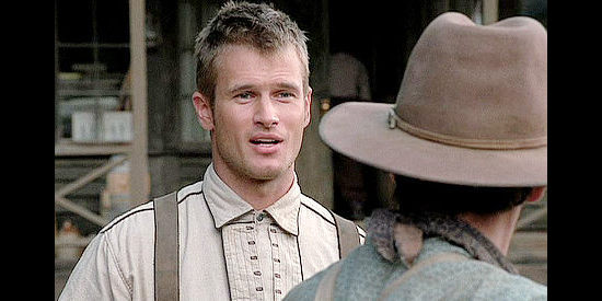 Johann Urb as Fyn Anders, trying to convince WIllie LaHaye to hire him in Love's Long Journey (2005)