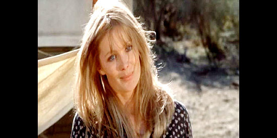 Linda Evans as unhappily married Charlotte Paxton, meeting Deke Chambers in Female Artillery (1973)
