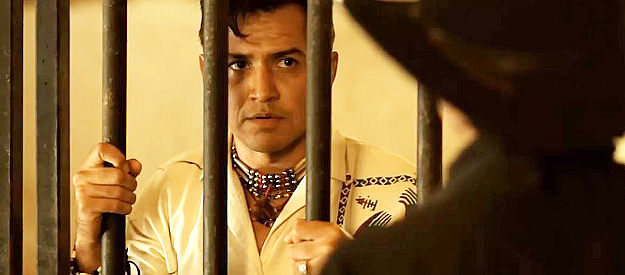 Secuoya, aka Cherokee, behind bars because of the color of his skin in Unforgiven True Grit (2023)