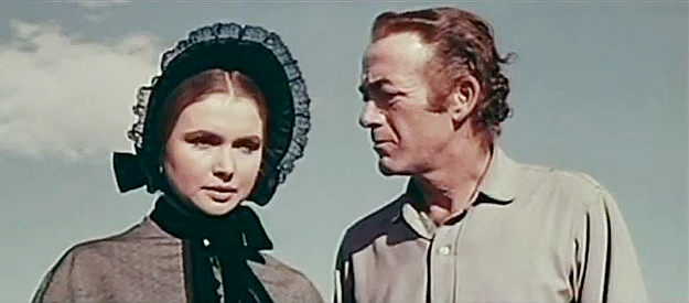 Vivien Dodds as Lillian Kinley, blaming husband Jess Kinley (Mark Stevens) for a young man's death in Sunscorched (1965)