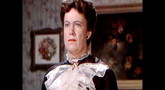 Esther Somers as Mrs. Morrison, concerned about her headstrong young daughter Stephanie in River Lady (1948)