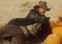 Robert Bronzi as Link Maddock, in a pumpkin patch showdown in Bury 'Em Deep (2025)