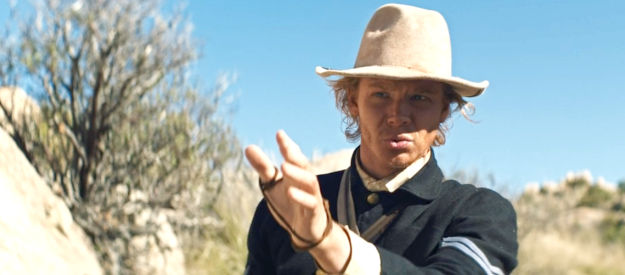 Sam Bullington as Moses Jennings, cautioning Israel Terry about his head wound in The War Between (2025)